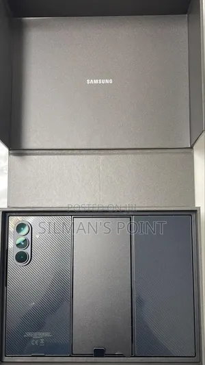 New Samsung Galaxy Z Trifold 512 GB Black