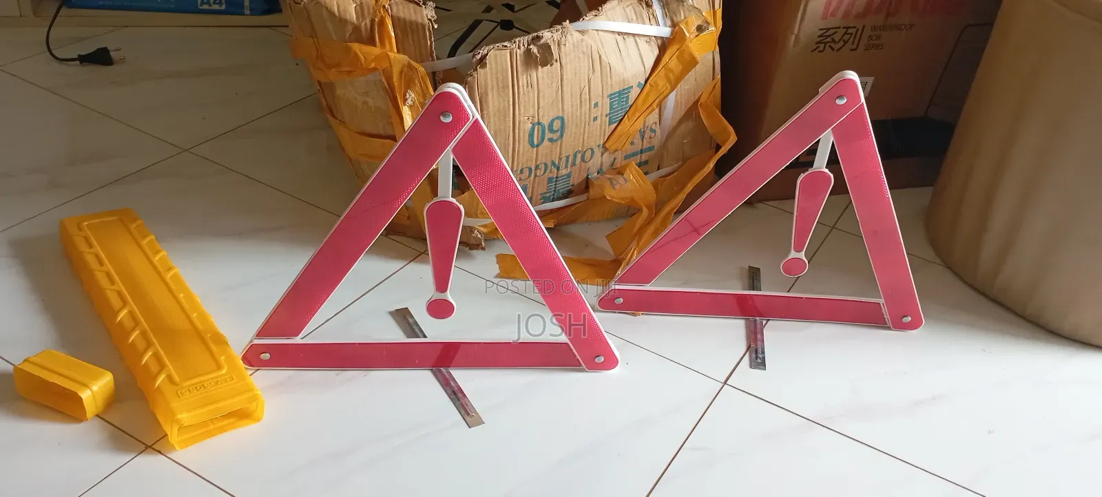 Triangle Reflectors Warning Signs Pair