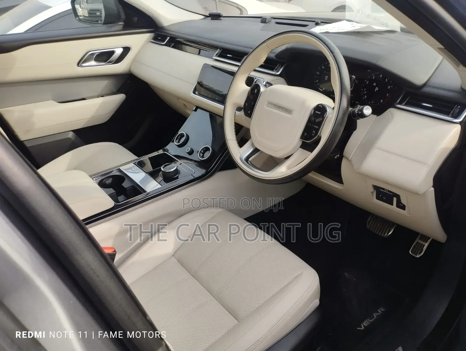 Land Rover Range Rover Velar 2025 Gray