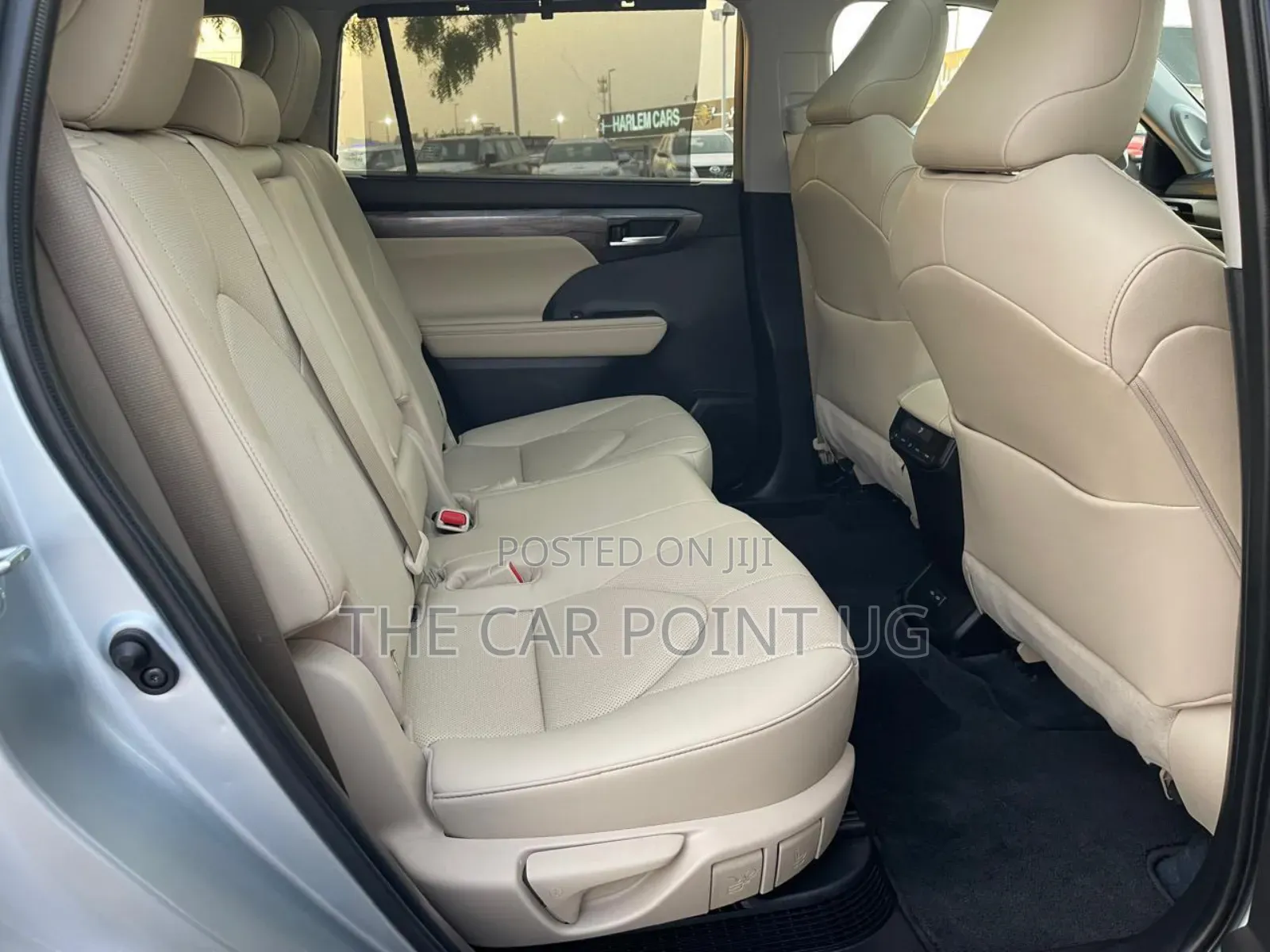Toyota Kluger 2023 Silver