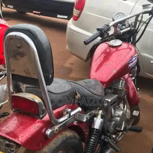 Honda 1995 Red