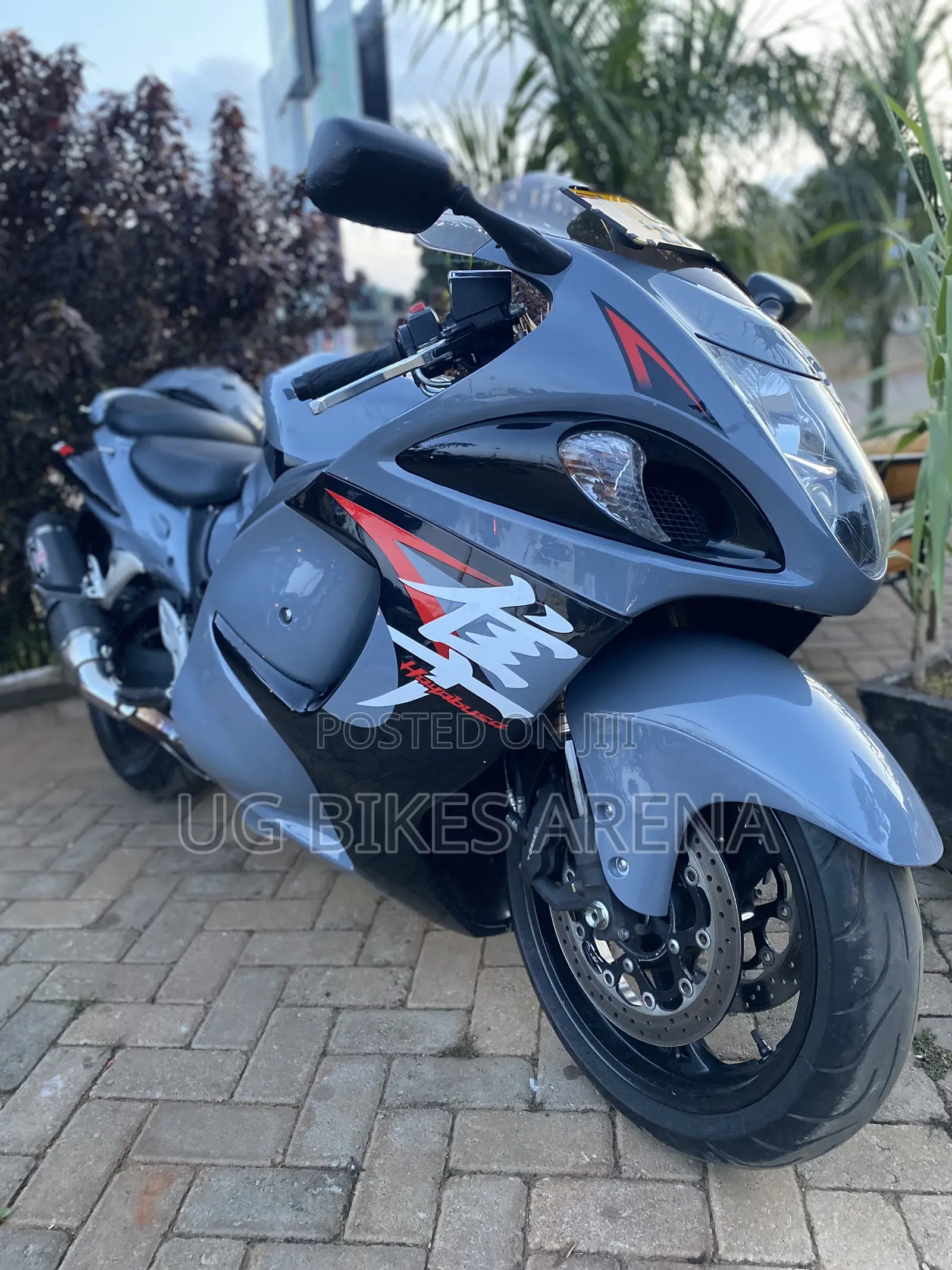Suzuki Hayabusa 2016 Gray