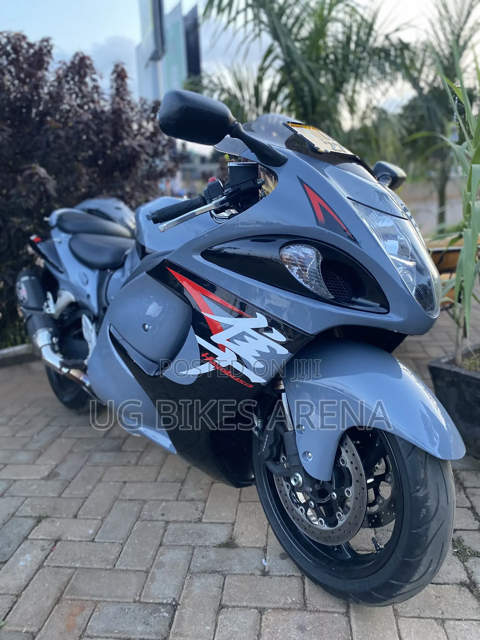 Suzuki Hayabusa 2016 Gray