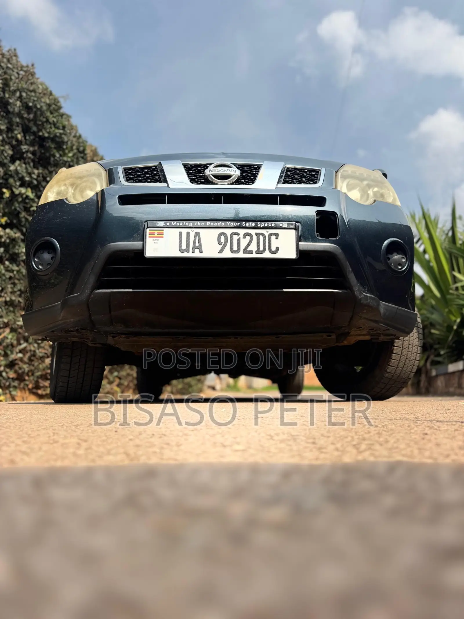 Nissan X-Trail 2011 Gray