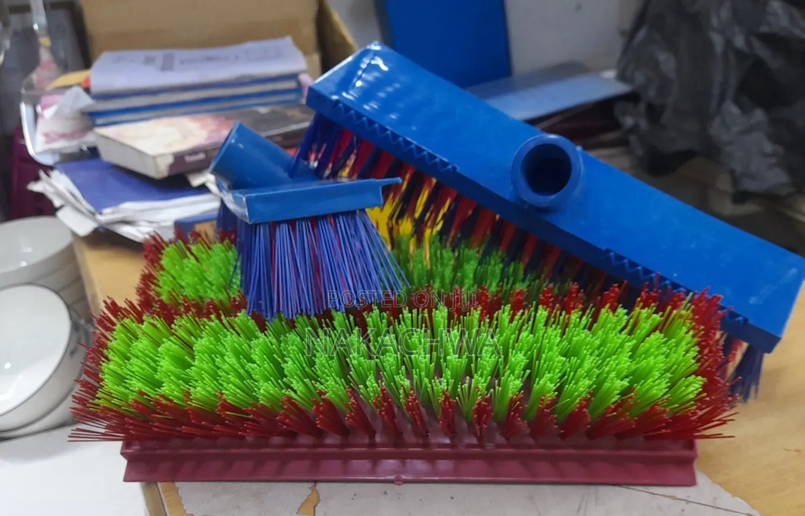 6pices Of Scrub Brush With Handle