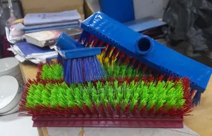 6pices Of Scrub Brush With Handle