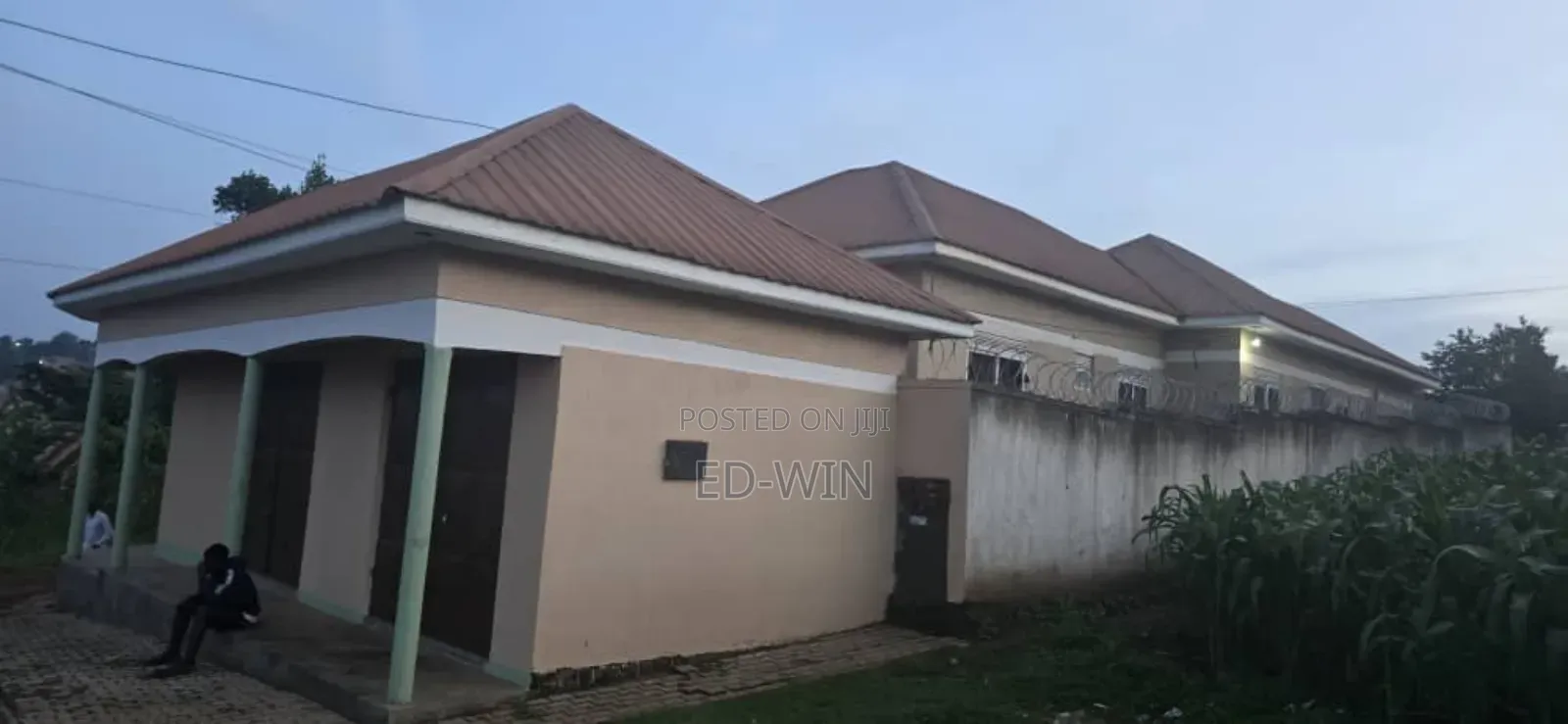 5bdrm House in Jomayi Estate, Kawempe for sale