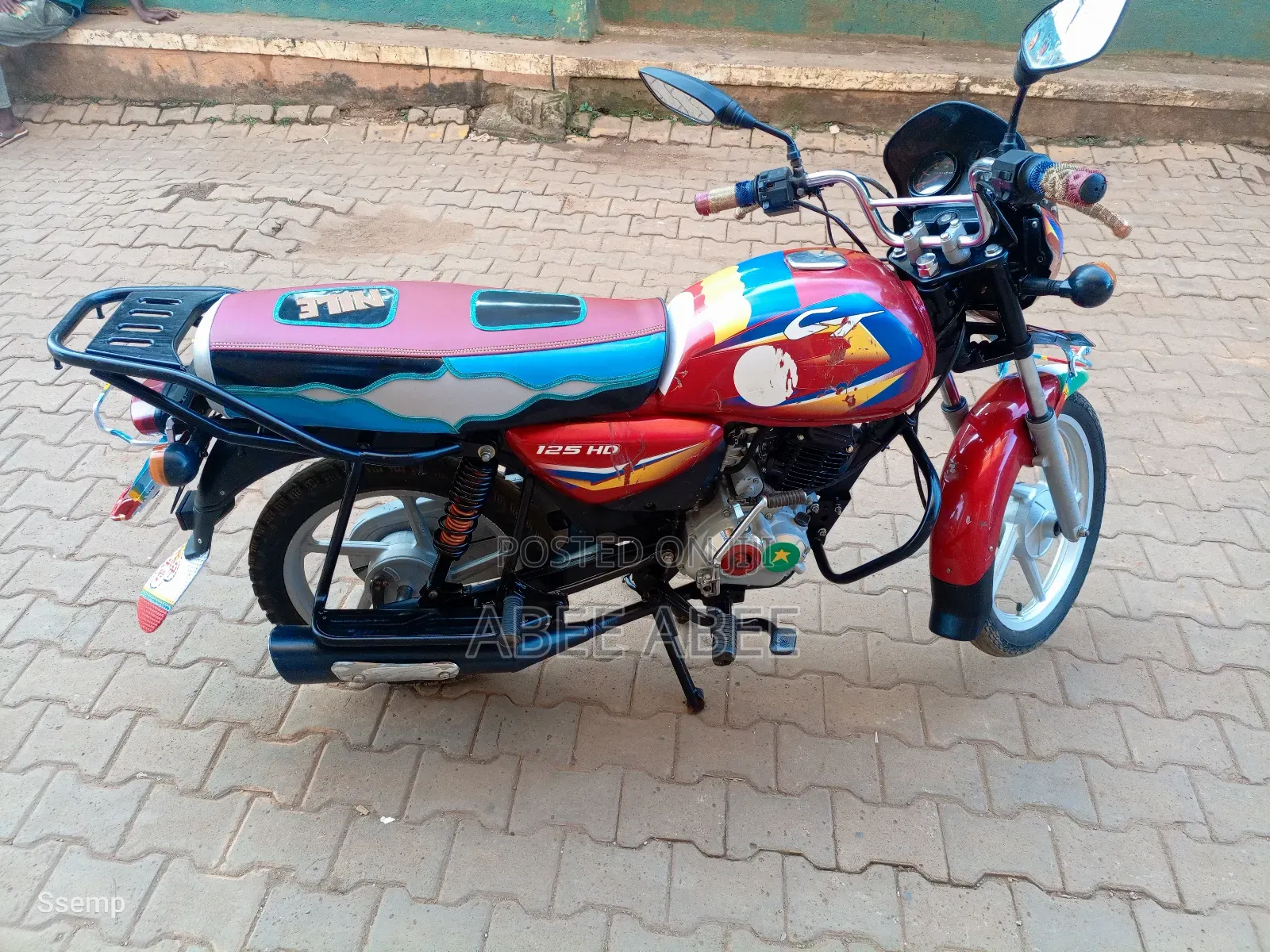 Bajaj Boxer 125 2025 Red
