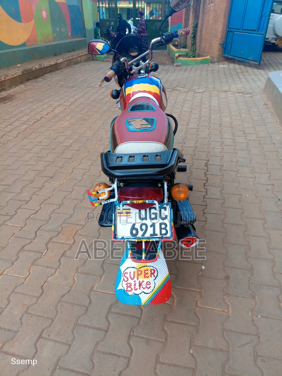 Bajaj Boxer 125 2025 Red