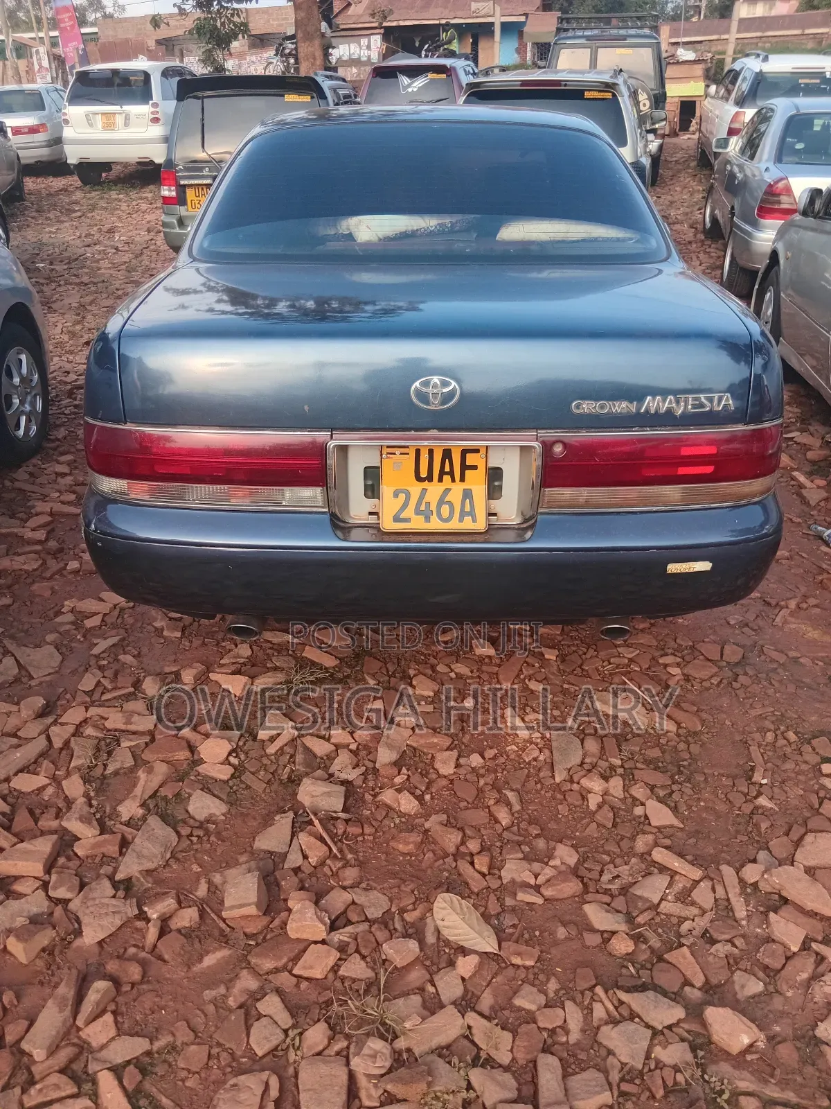 Toyota Crown Majesta 2000 Blue