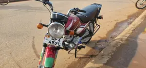 TVS HLX 125 2022 Red