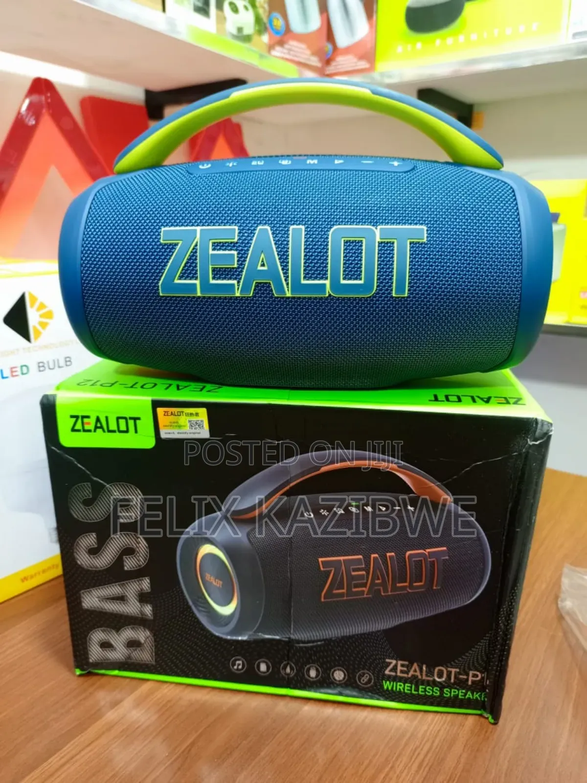 Zealot P12.