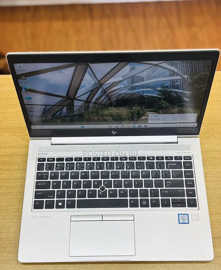 New Laptop HP EliteBook 840 G5 16GB Intel Core I5 SSD 256GB