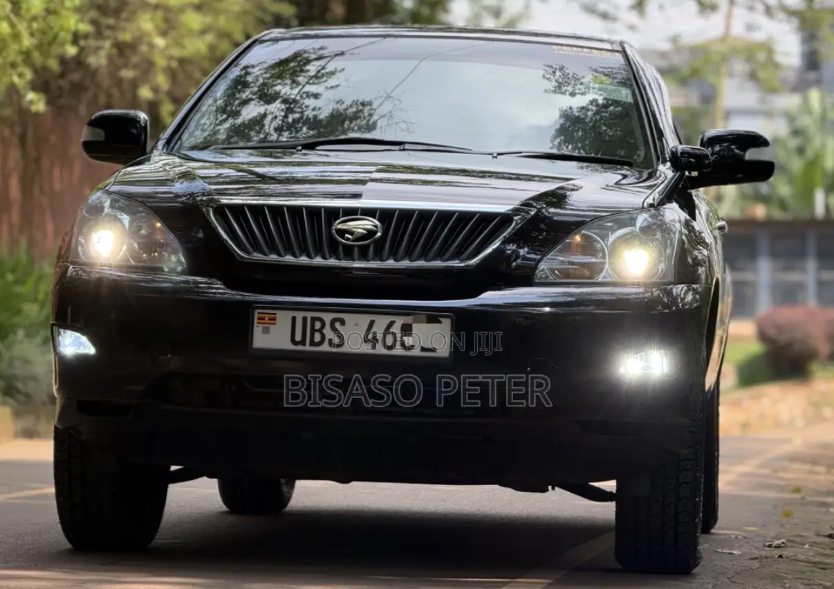 Toyota Harrier 2.4 2010 Black