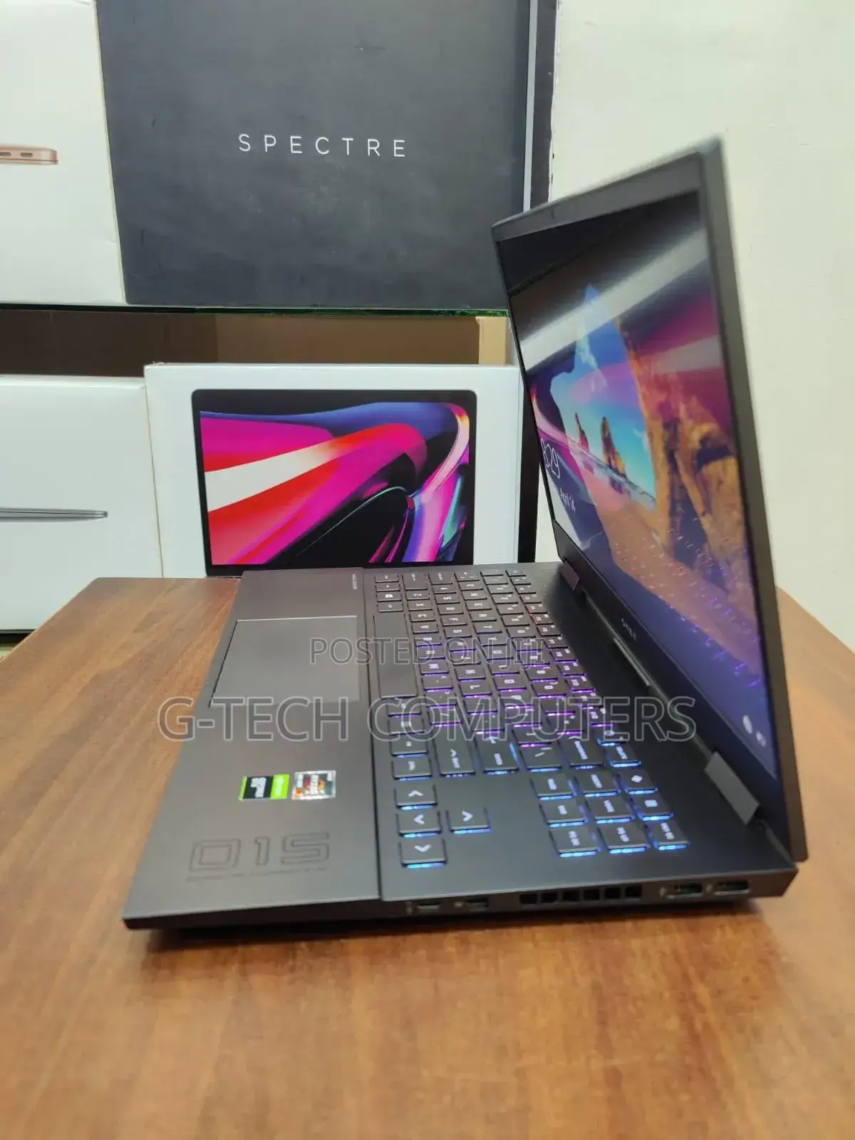 New Laptop HP Omen 15 16GB AMD Ryzen 7 SSD 512GB