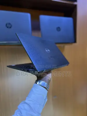 New Laptop Dell Latitude 7300 8GB Intel Core I7 SSD 256GB