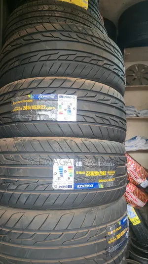 285/45r22 Sport Tyres