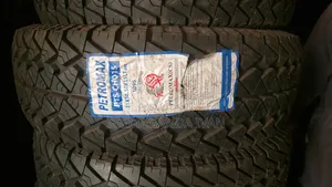 31x10.5r15 All Terrain Petromax Tyres