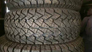215/70r15 All Terrain Petromax Tyres for Noah