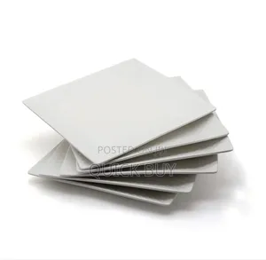 6 Pieces of Square Checked Plates -White.