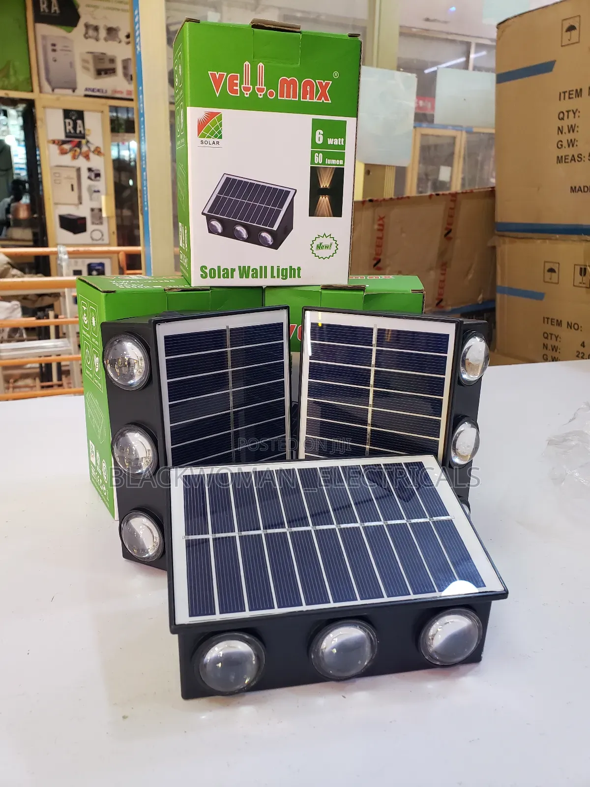 Solar Wall Light in Warm Color