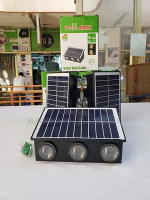 Solar Wall Light in Warm Color
