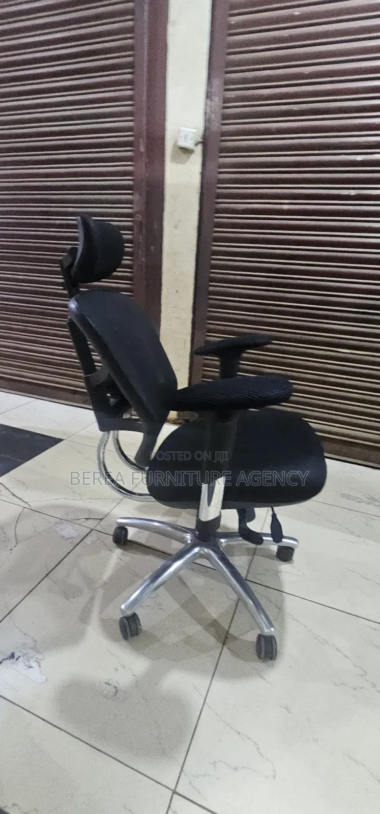 Strong and Durable Recliner Executive Mesh Office Chair