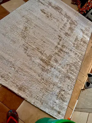Quality New Modern Carpets From Pakistan