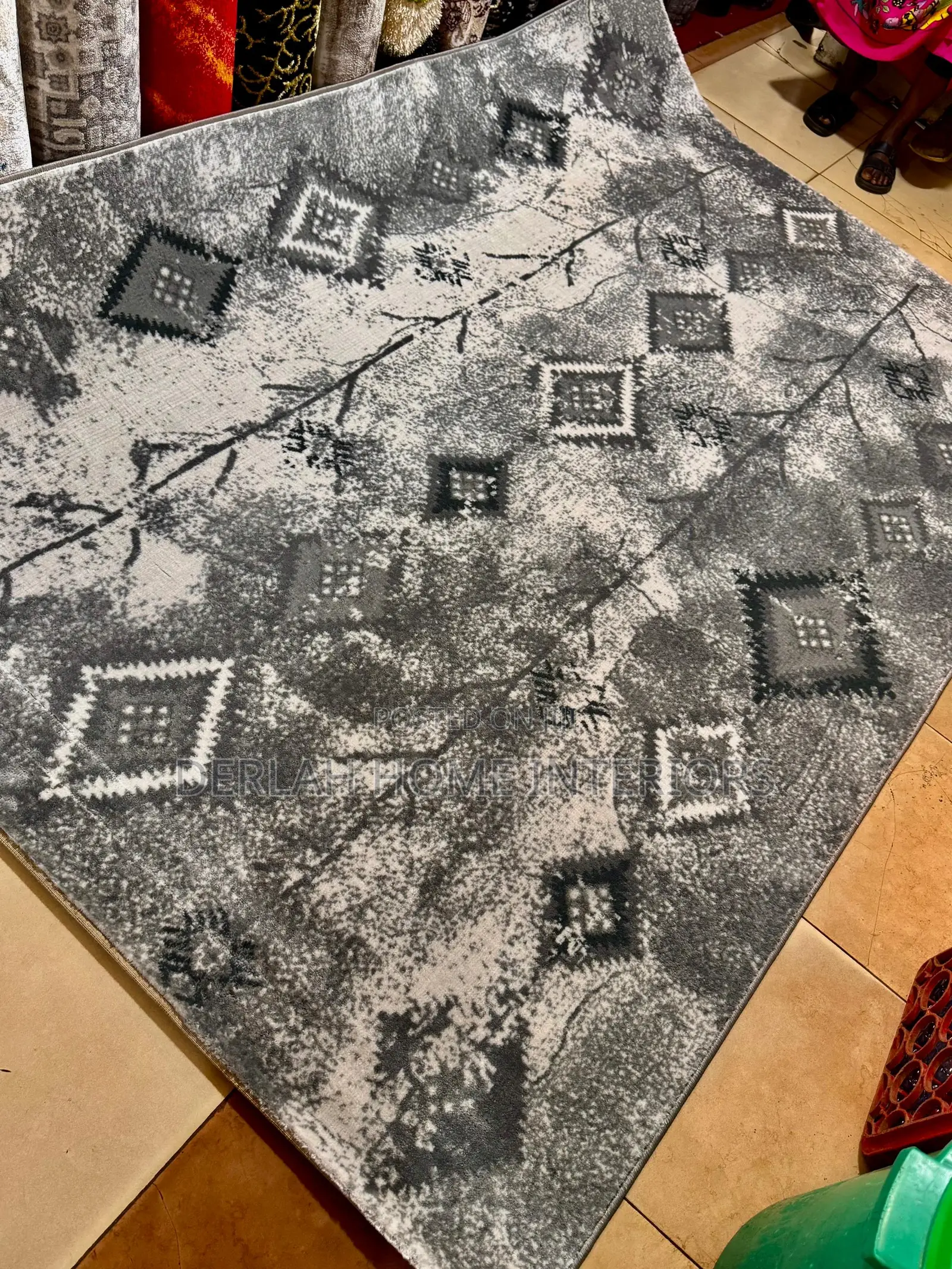 Quality New Modern Carpets From Pakistan