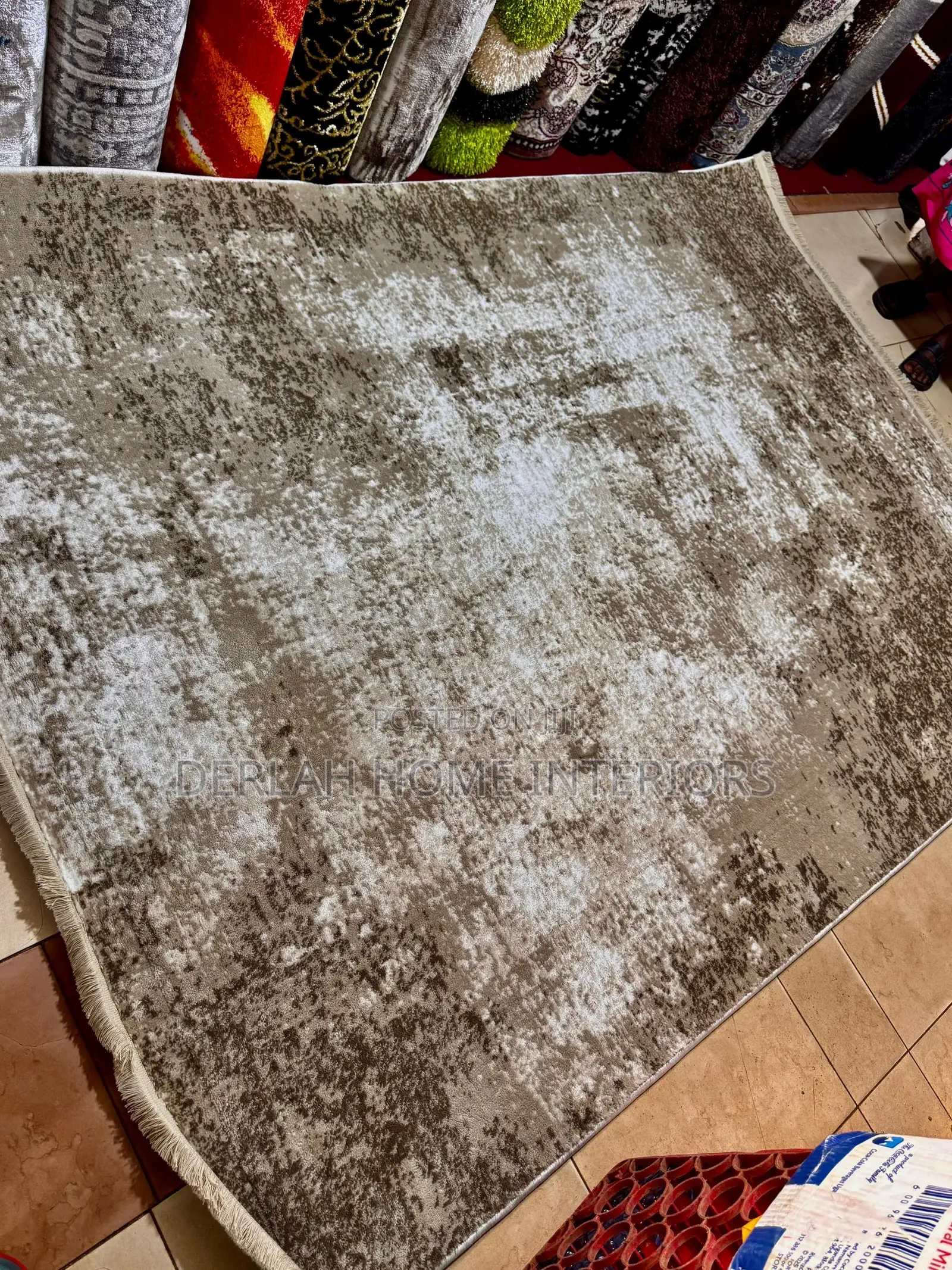 Quality New Modern Carpets From Pakistan
