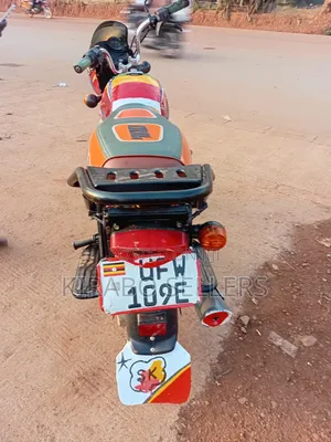Bajaj CT 125X 2025 Red