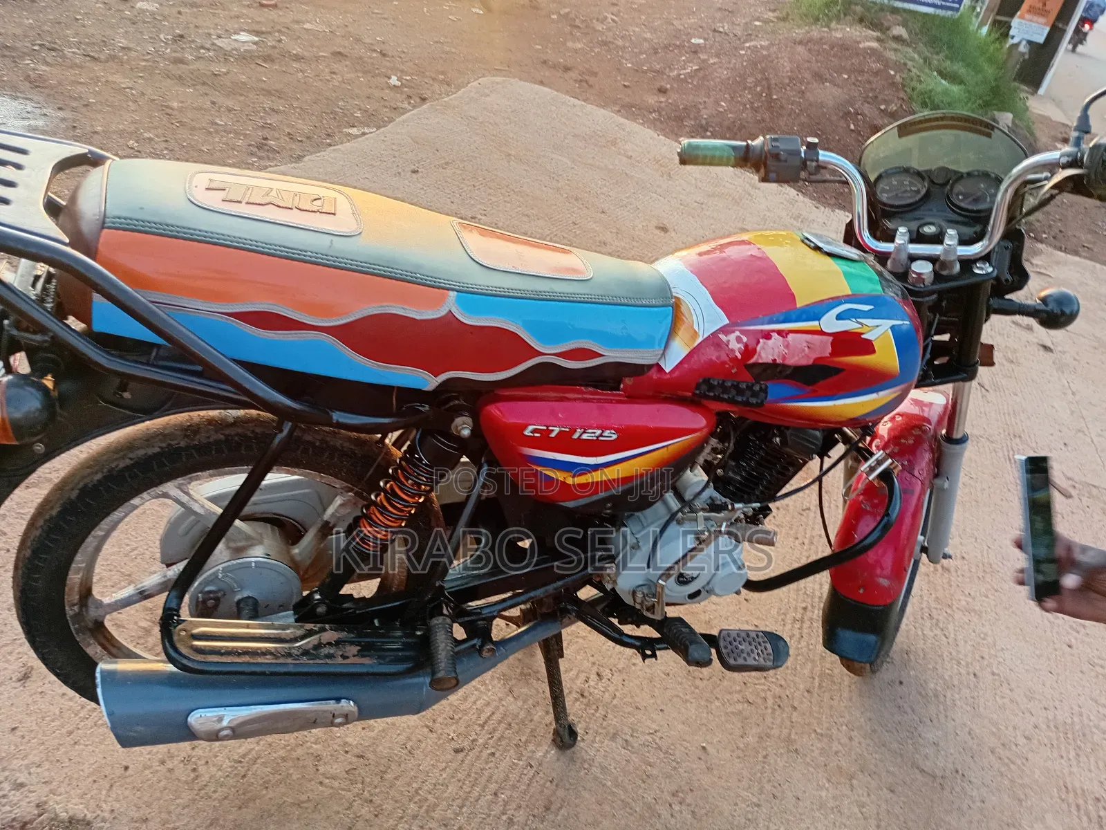 Bajaj CT 125X 2025 Red