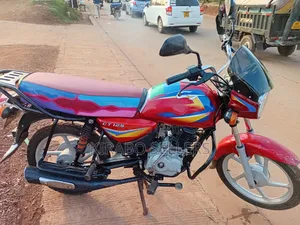 Bajaj CT 125X 2025 Red