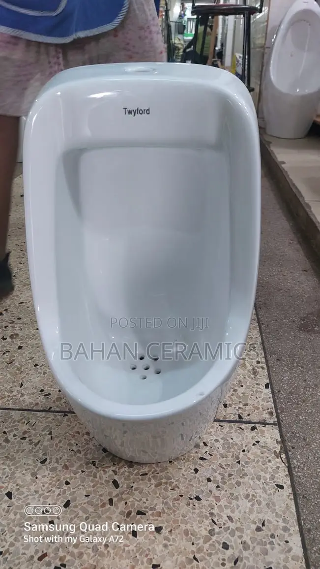 Liangdu Urinal Compete Set.