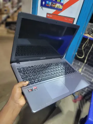 Laptop Asus 8GB AMD A4 HDD 500GB