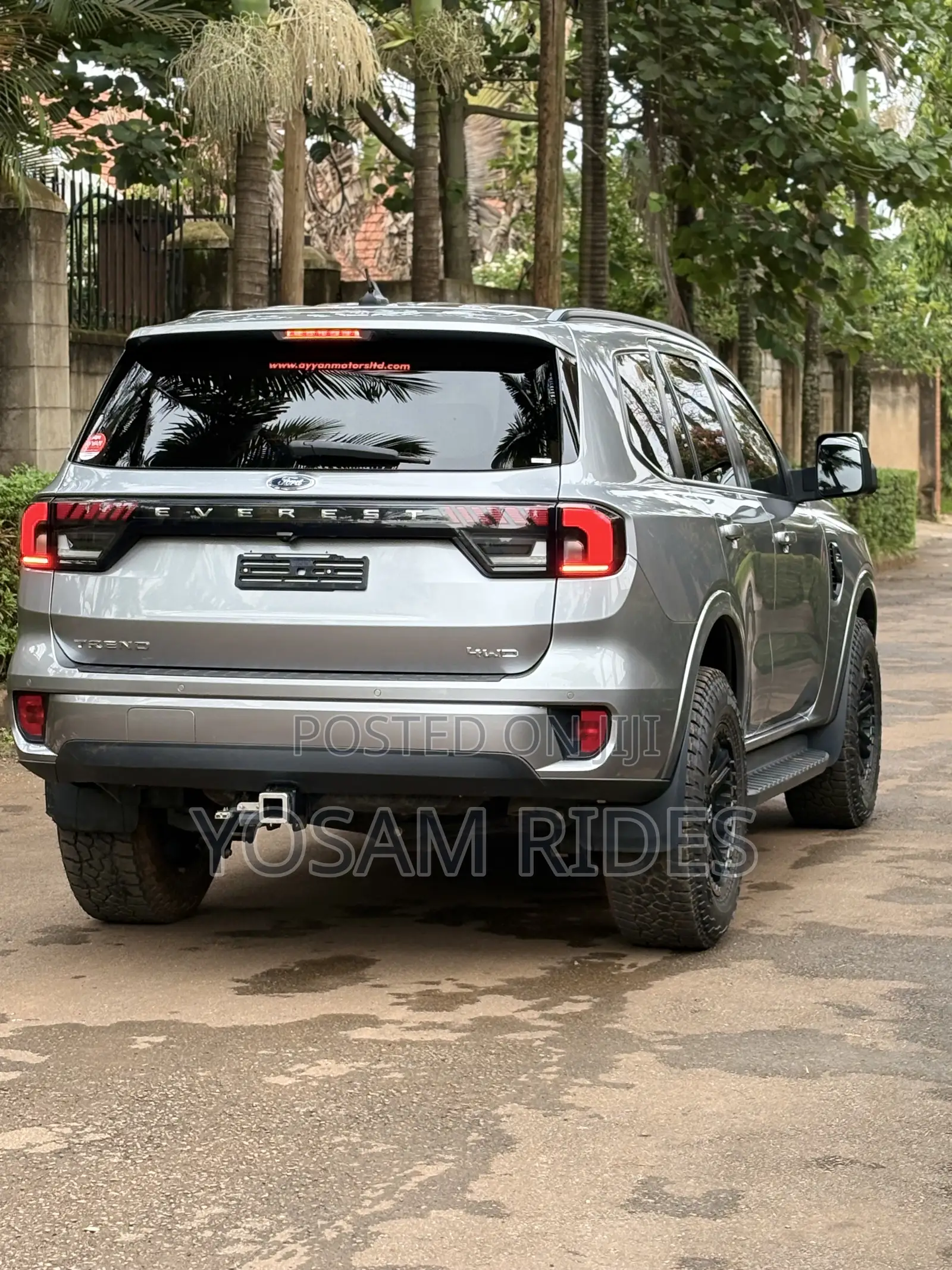 Ford Everest 2022 Silver