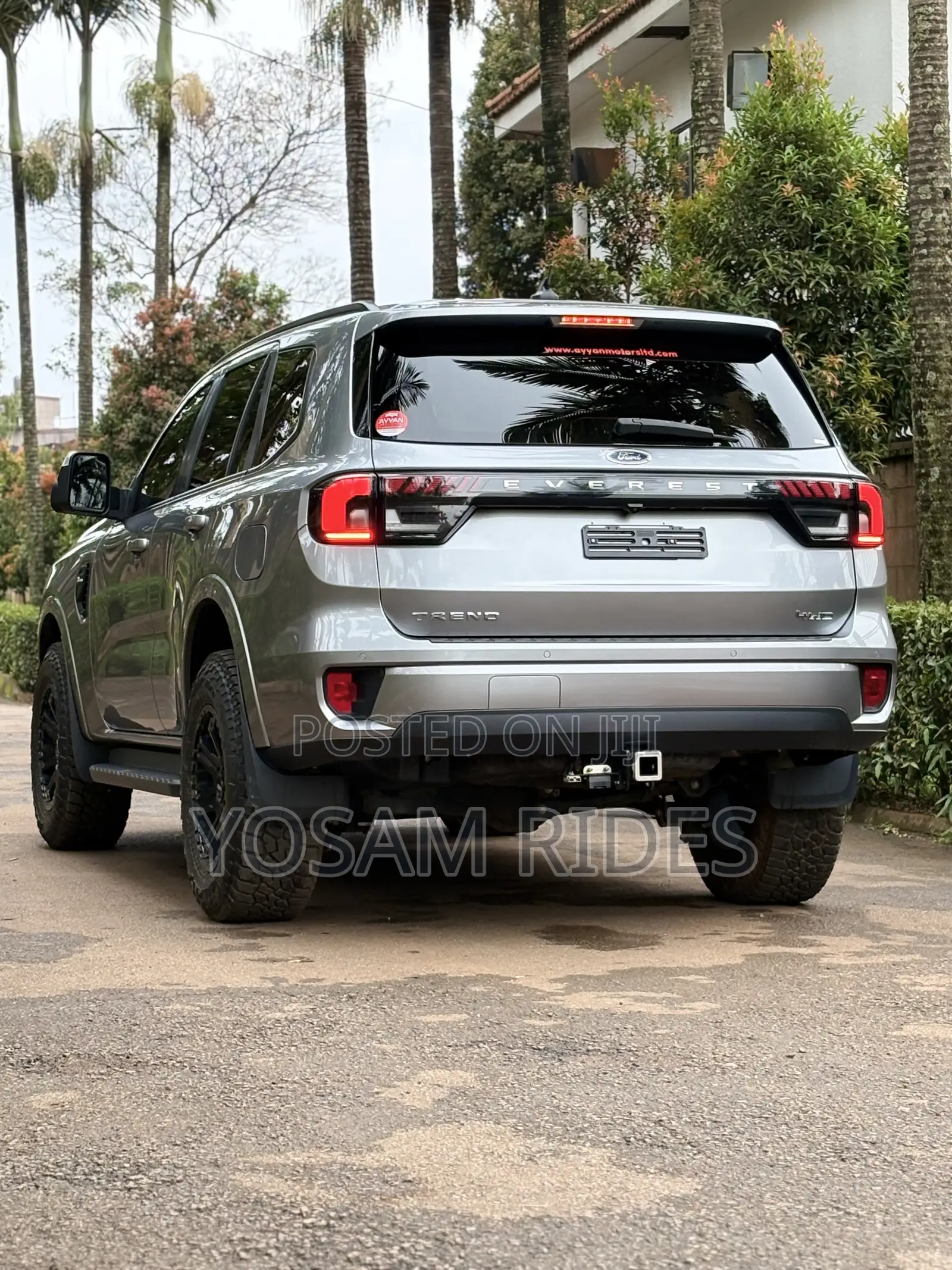 Ford Everest 2022 Silver