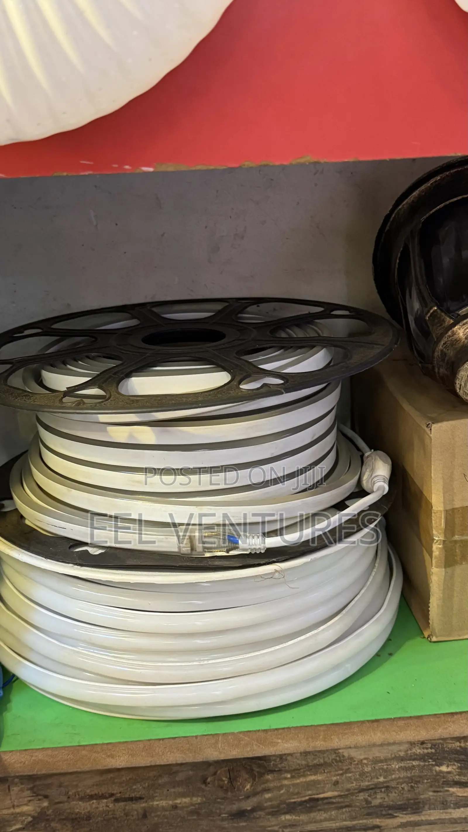 Streep Light Neon