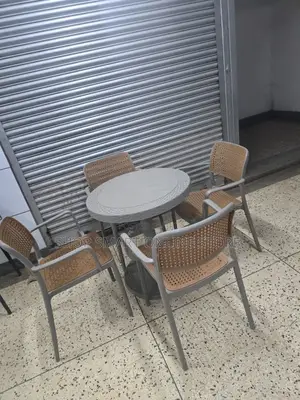 Bars Hotels Restaurant Cafe's Plastic Table and Chairs