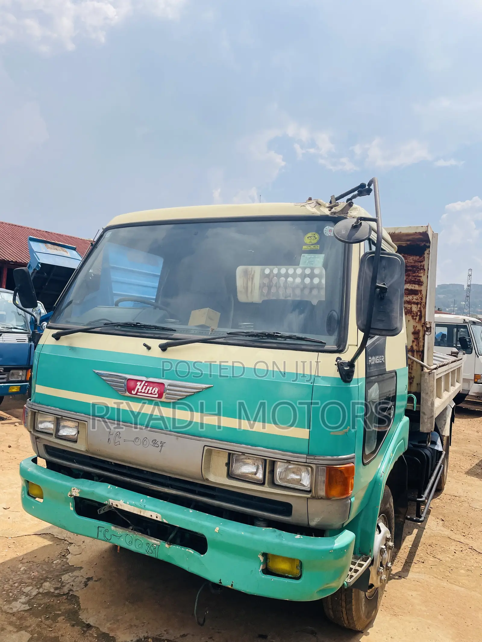 Hino Green Color
