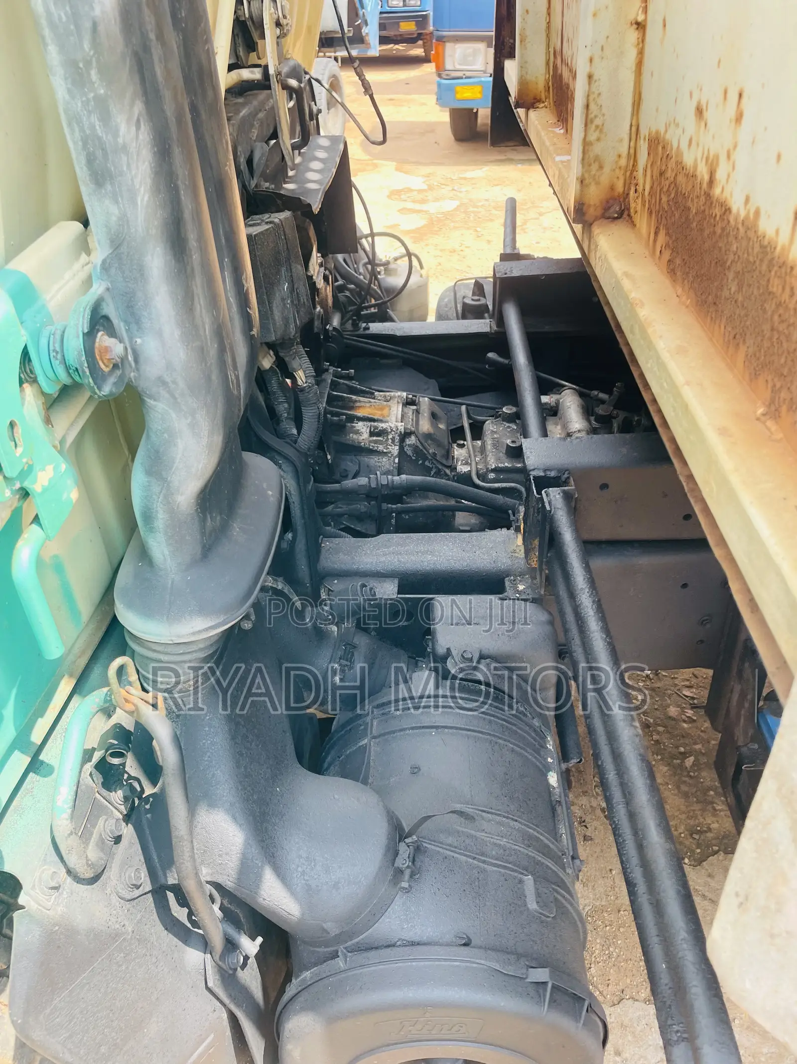 Hino Green Color