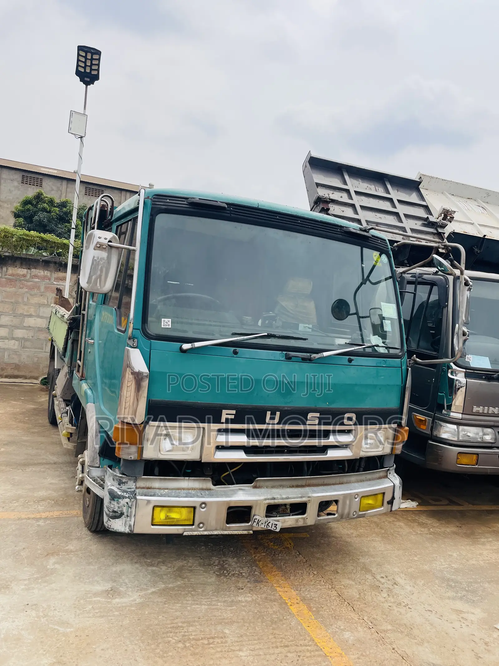 Mitsubishi Fuso 1988 Green