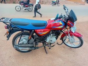 Bajaj CT 125X 2025 Red