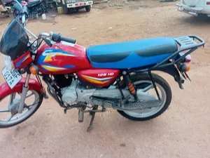 Bajaj CT 125X 2025 Red
