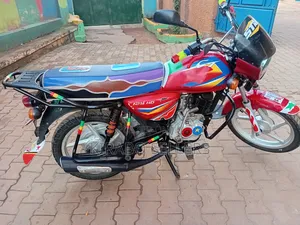 Bajaj CT 125X 2025 Red