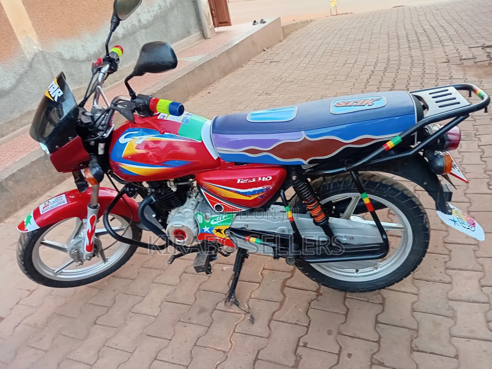 Bajaj CT 125X 2025 Red