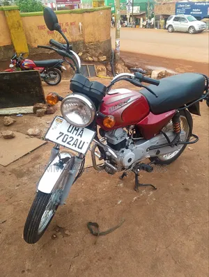 Bajaj Boxer 100 2025 Red