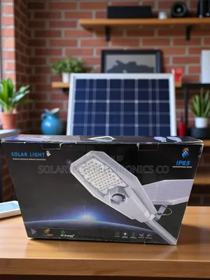 300w Hi Energy Solar Street Light for Roads Compounds