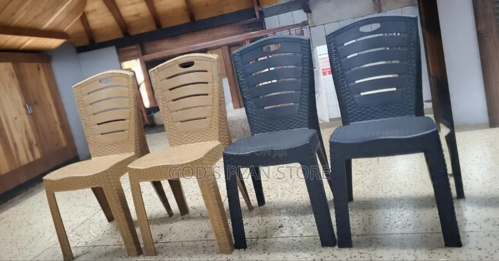 Enter Lux Plastic Chairs Plastic Chairs