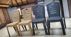Enter Lux Plastic Chairs Plastic Chairs
